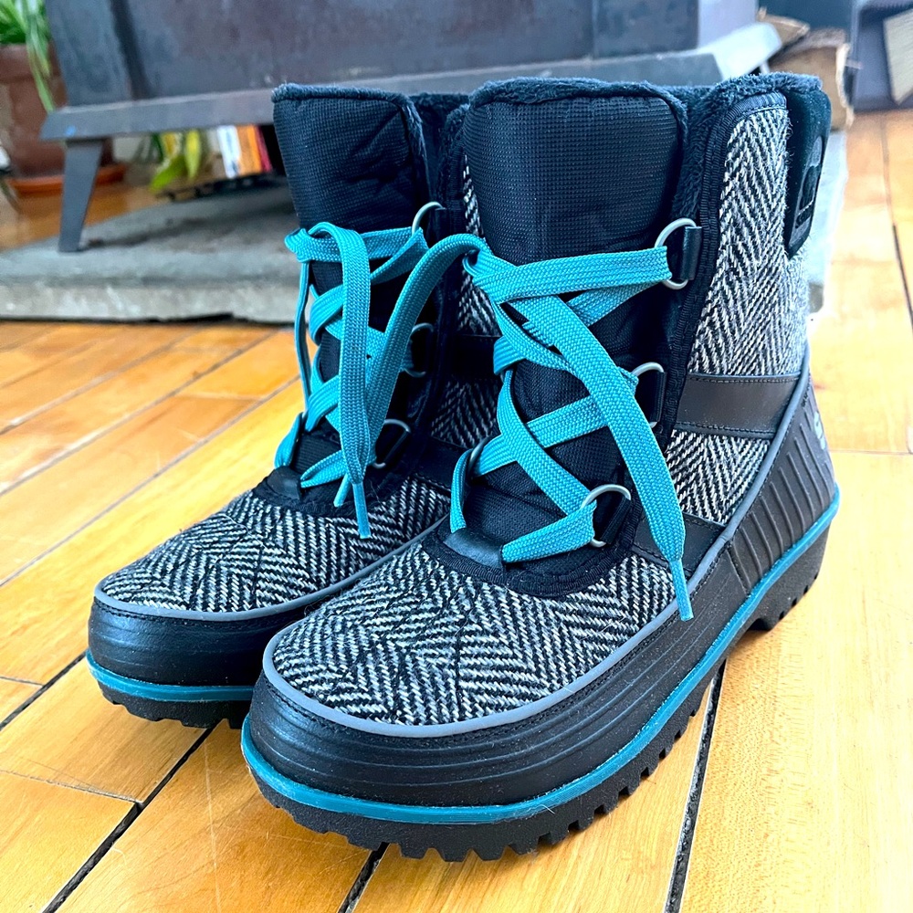 Sorel Tivoli II tweed winter boots — NEW without tags